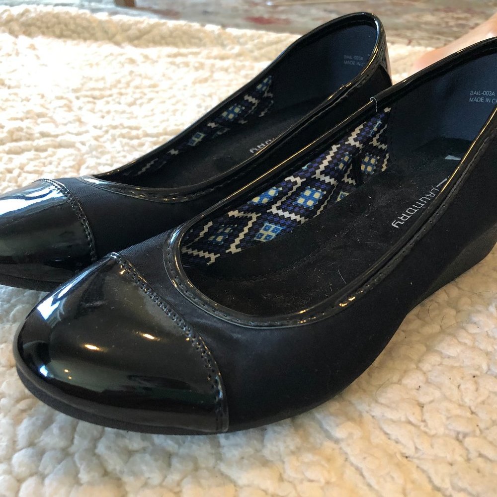 LAUNDRY Pump Heels Black - size 6.5